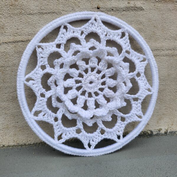 Sienas mandala 12cm. Balta,