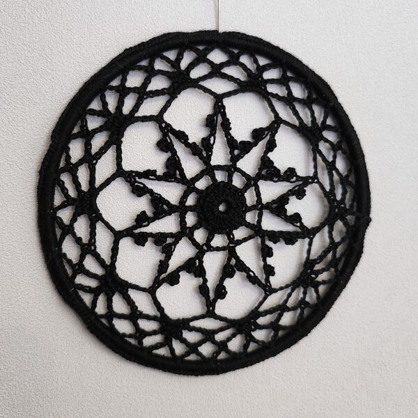 Sienas mandala 12cm. Melna.